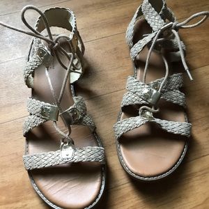 Gold/light brown gladiator sandals Old Navy size 9